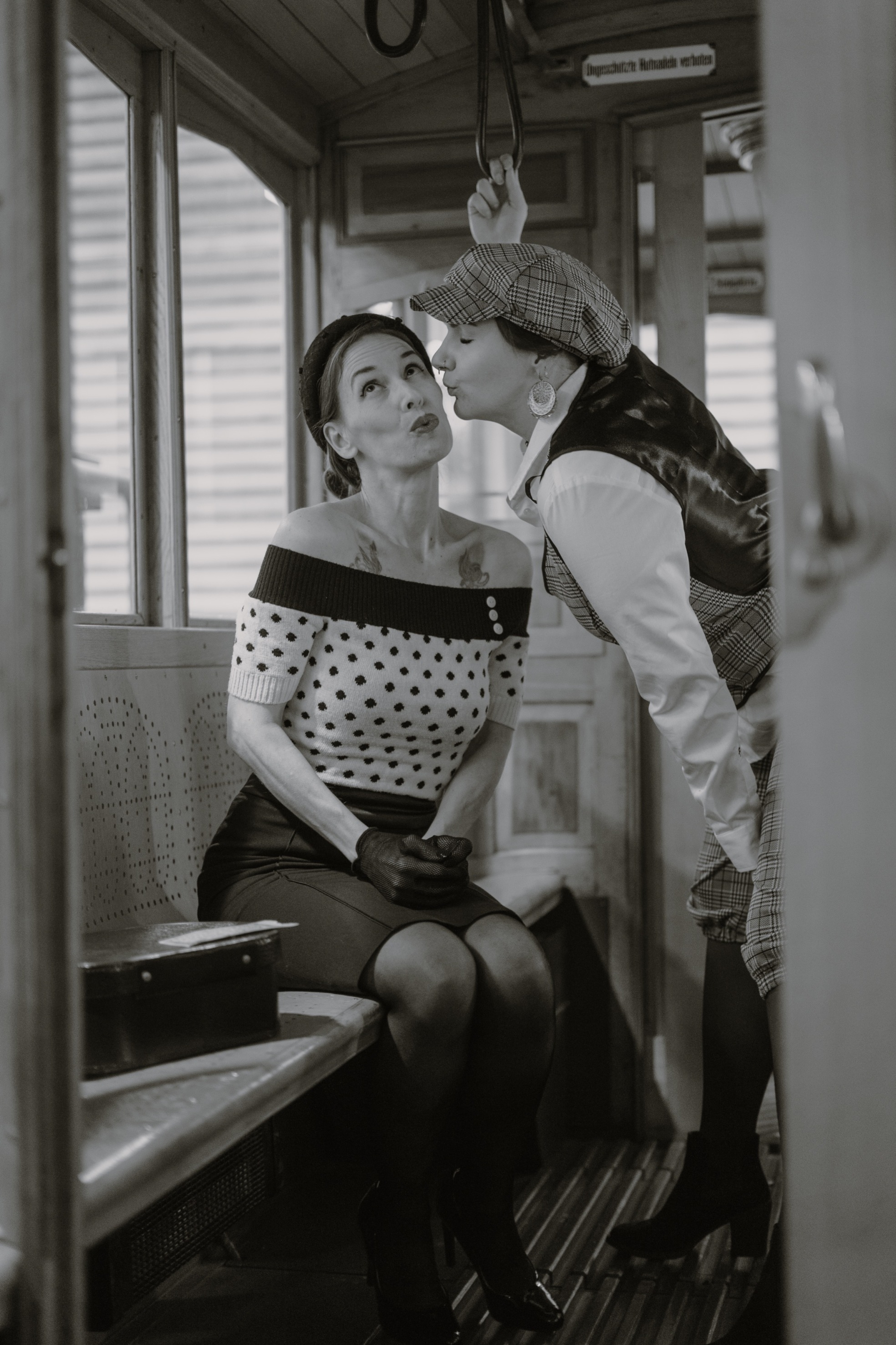 Gebhardt-Photography Zürich: Kreative Konzeptfotografie und Vintage-Look im Tram-Museum Zürich von Steffen Gebhardt